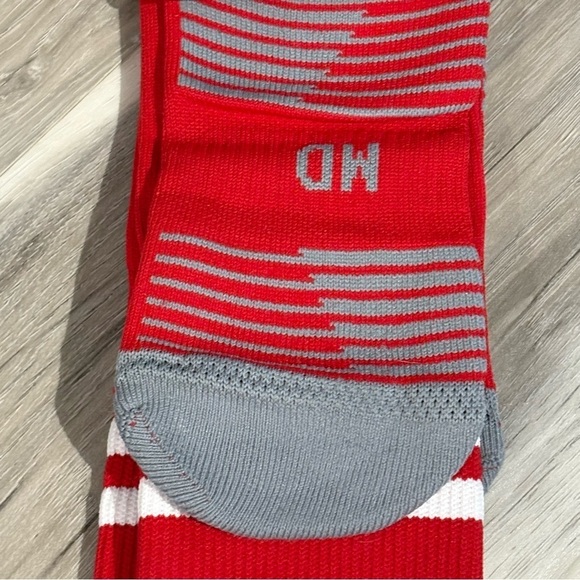 NEW! Adidas Copa Zone Cushion Soccer Sock | Adult Medium Red & Gray - Picture 3 of 5